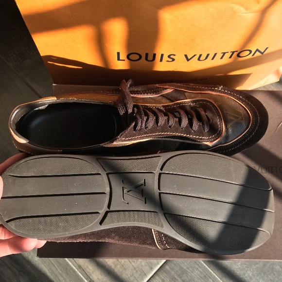 Men's Louis Vuitton Monogram Sneakers (Brown) - Picture 4 of 4